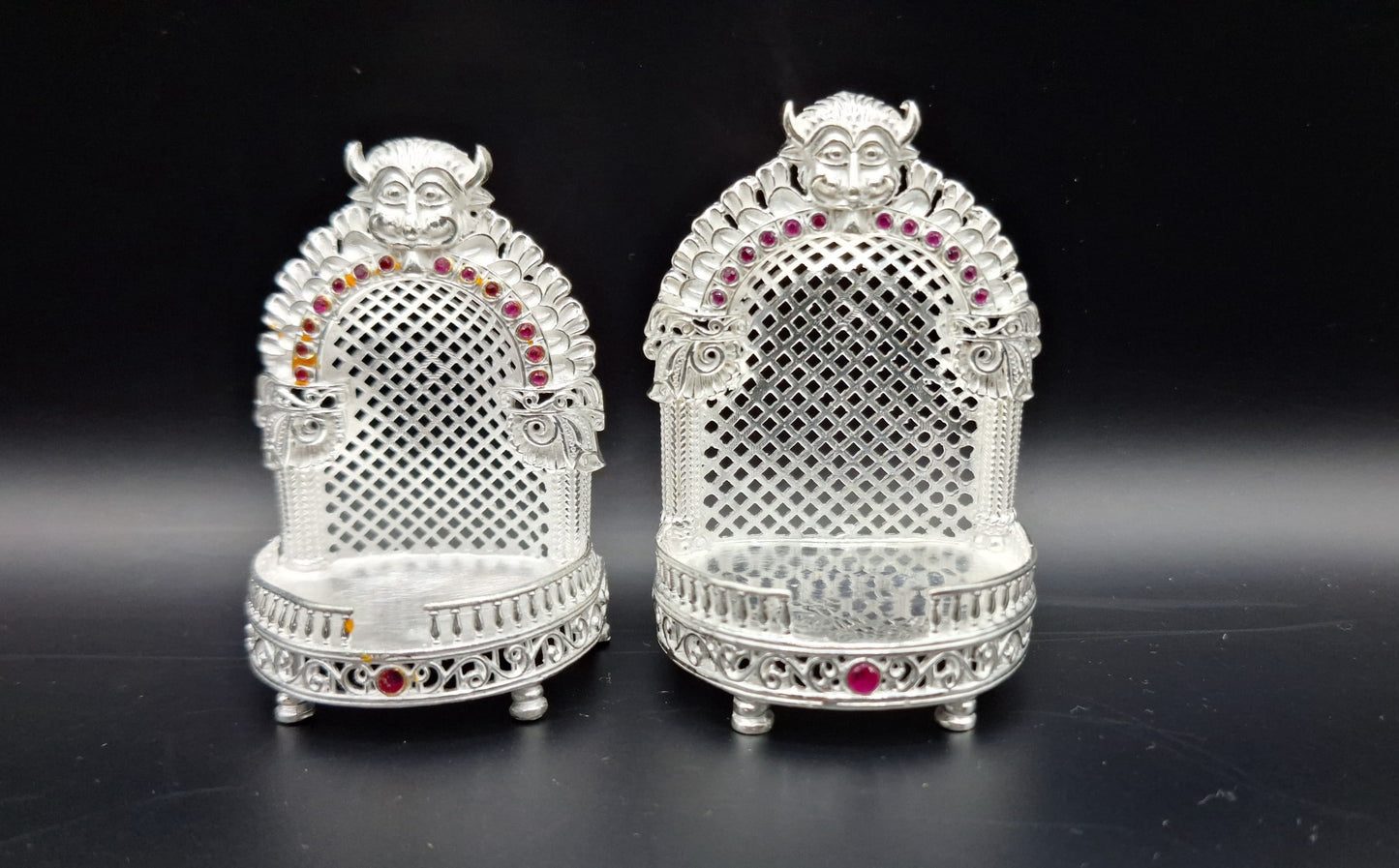 925 purity Beautiful Sinhaasan Perfect for Gifting & Pooja/Puja Use