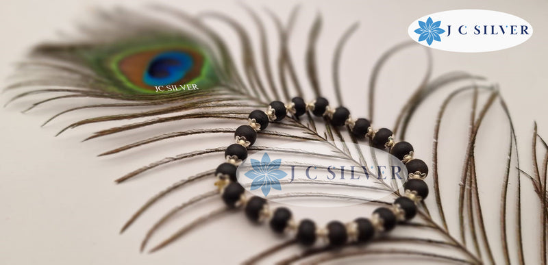 karungali beads stretchable bracelet 8mm